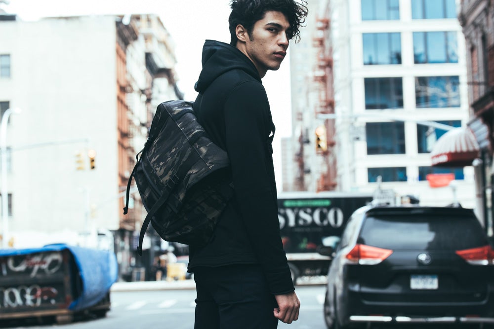 メッセンジャーバッグ