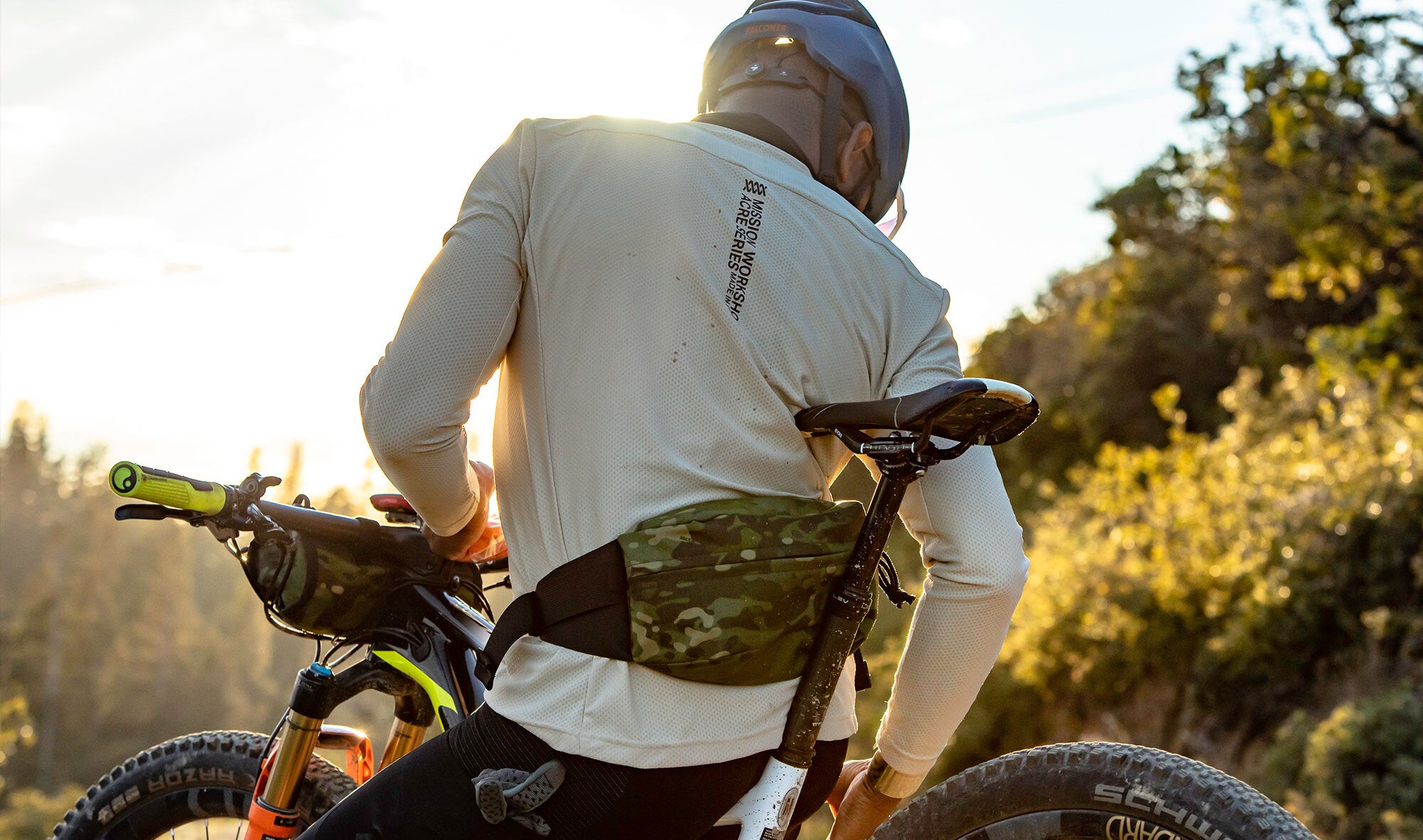 Acre シリーズ:メンズ・サイクリング・テック・ティーMISSION WORKSHOP