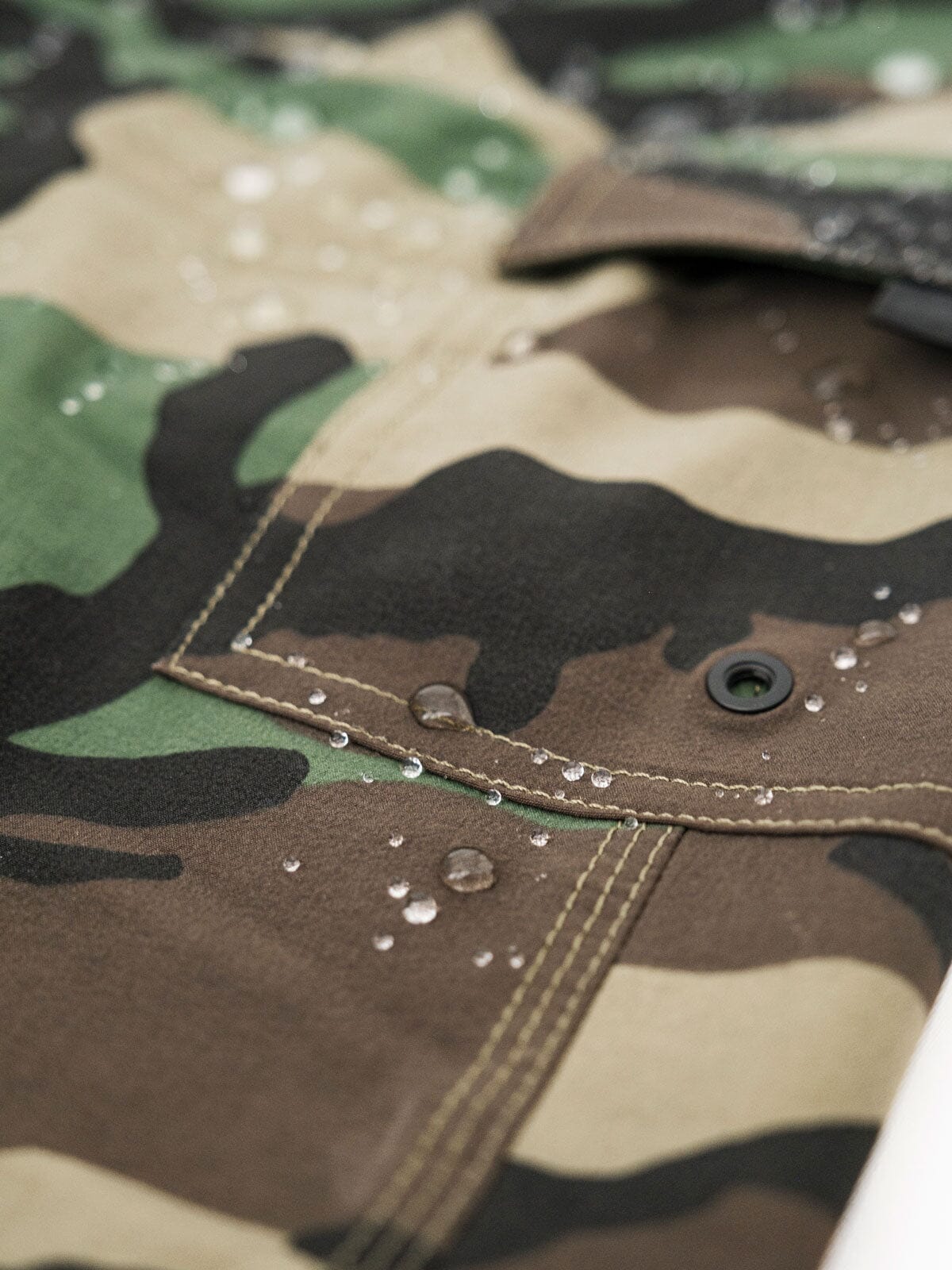 Ocho byMission Workshop - 耐候性バッグ&テクニカル・アパレル - サンフランシスコ&ロサンゼルス - 耐久性に優れた作り - 永久保証