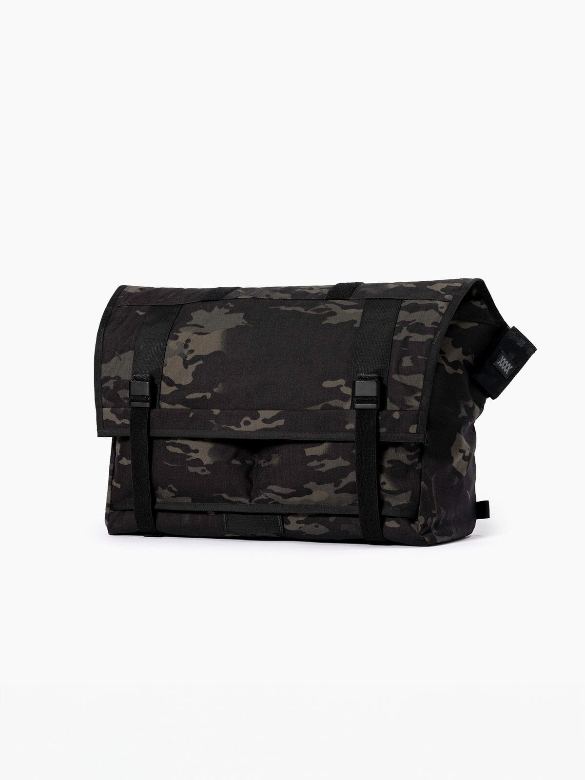 Shed AP : 35L Advanced Weatherproof Messenger Bag | MISSION WORKSHOP