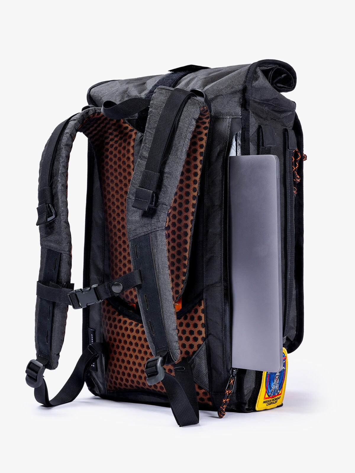Mission Workshop XCarryology byMission Workshop - 耐候性バッグ&テクニカルアパレル - サンフランシスコ&ロサンゼルス - 耐久性に優れた作り - 永久保証