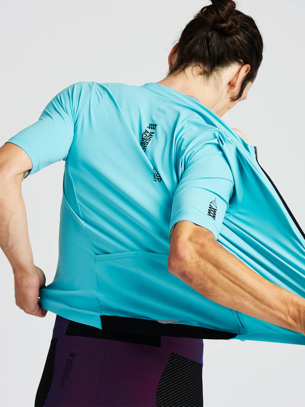 Mission Pro Jersey Men's byMission Workshop - 耐候性バッグ&テクニカルアパレル - サンフランシスコ&ロサンゼルス - 耐久性に優れた作り - 永久保証