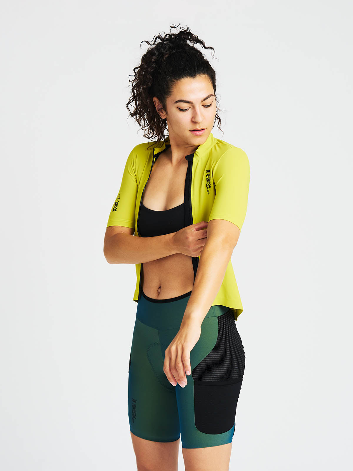 Mission Pro Jersey Women's byMission Workshop - 耐候性バッグ&テクニカルアパレル - サンフランシスコ&ロサンゼルス - 耐久性に優れた作り - 永久保証