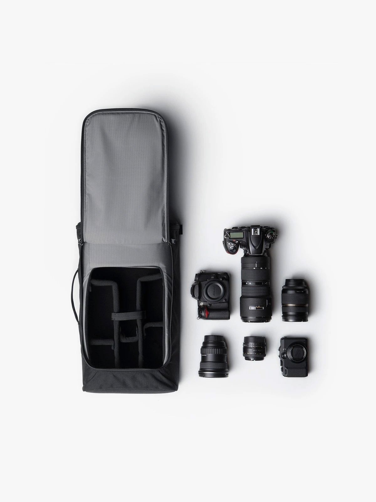 Capsule byMission Workshop - 耐候性バッグ&テクニカルアパレル - サンフランシスコ&ロサンゼルス - 耐久性に優れた作り - 永久保証