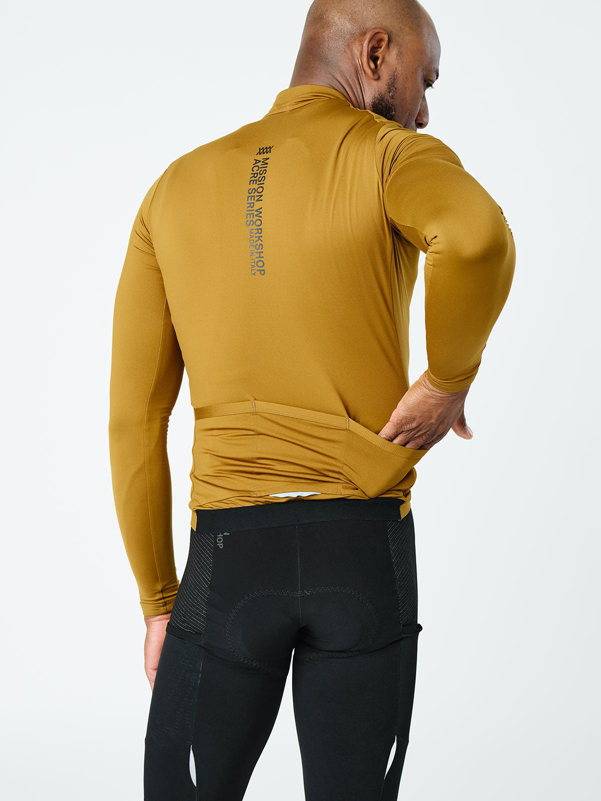 Mission Pro Jersey : LS Men's byMission Workshop - 耐候性バッグ&テクニカル アパレル - サンフランシスコ&ロサンゼルス - 耐久性に優れた作り - 永久保証