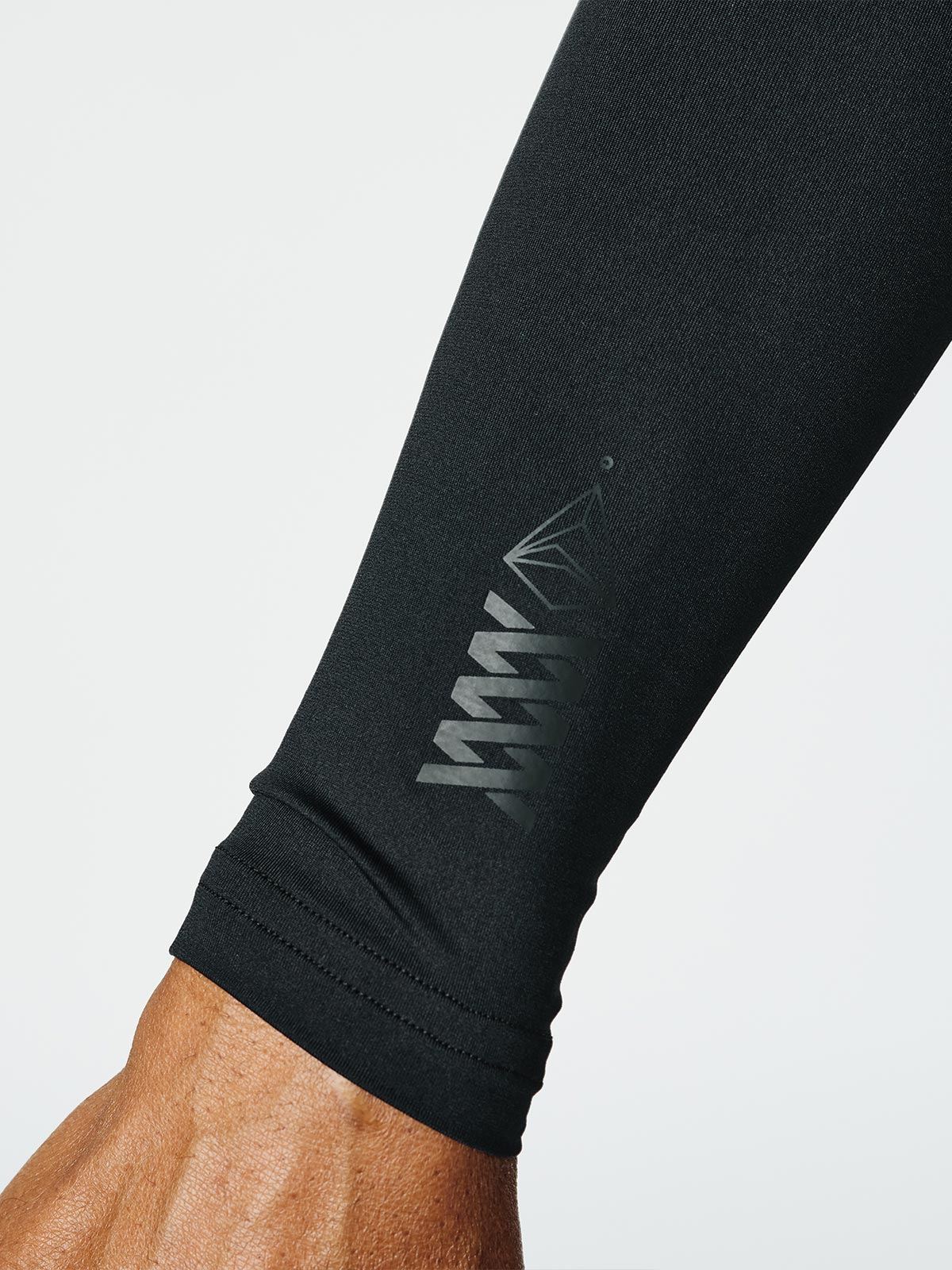 Mission Pro Jersey : LS Men's byMission Workshop - 耐候性バッグ&テクニカル アパレル - サンフランシスコ&ロサンゼルス - 耐久性に優れた作り - 永久保証