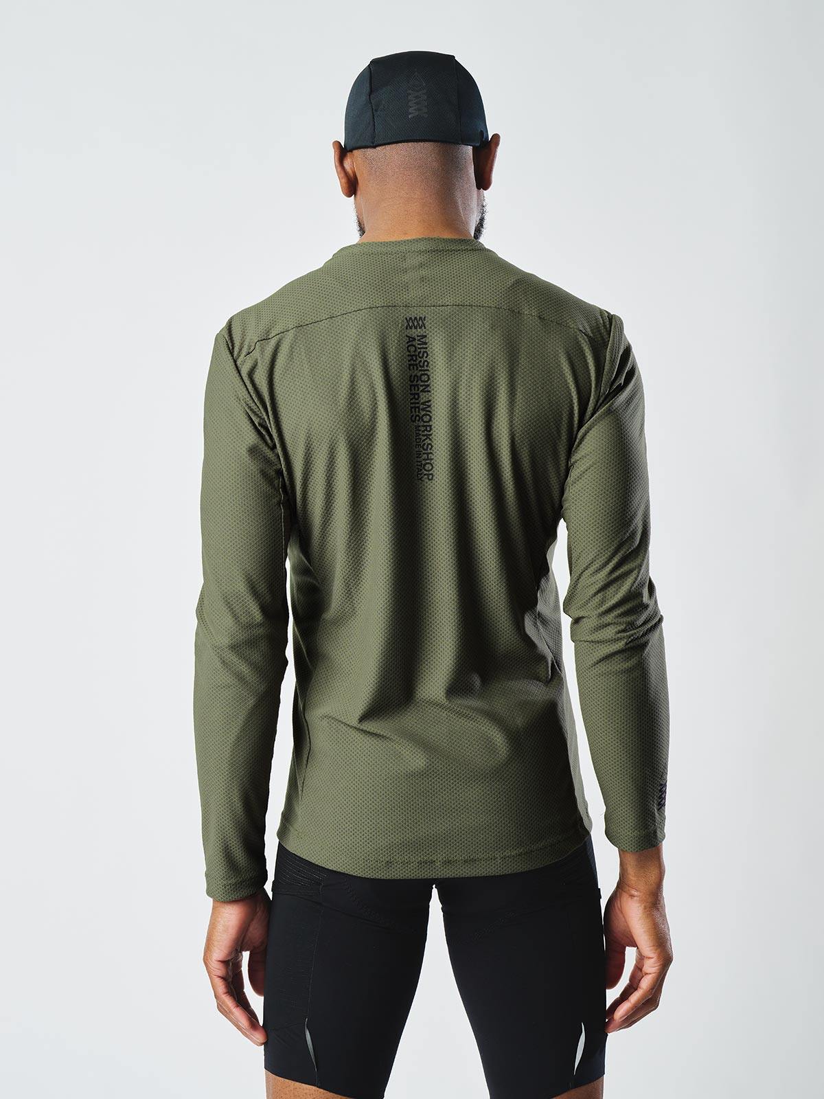 Mission Pro Tech Tee : LS Men's byMission Workshop - 耐候性バッグ&テクニカル アパレル - サンフランシスコ&ロサンゼルス - 耐久性に優れた作り - 永久保証