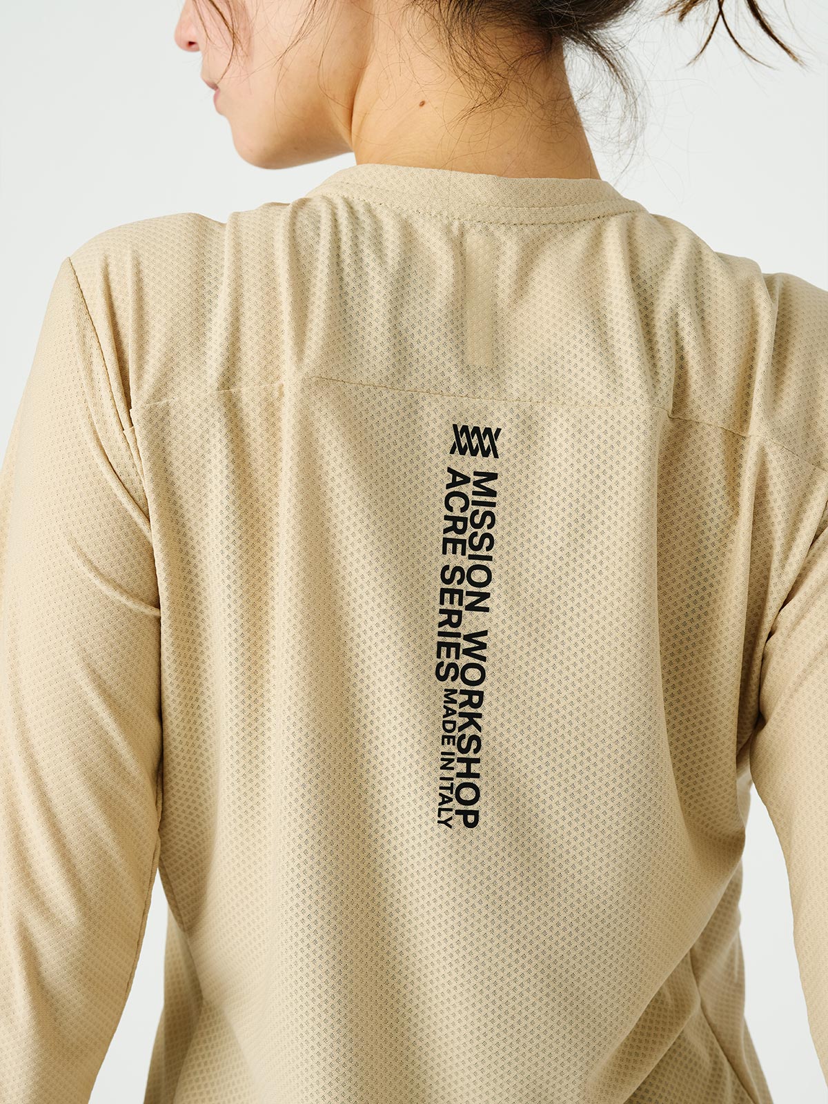 Mission Pro Tech Tee : LS Women's byMission Workshop - 耐候性バッグ&テクニカル アパレル - サンフランシスコ&ロサンゼルス - 耐久性に優れた作り - 永久保証