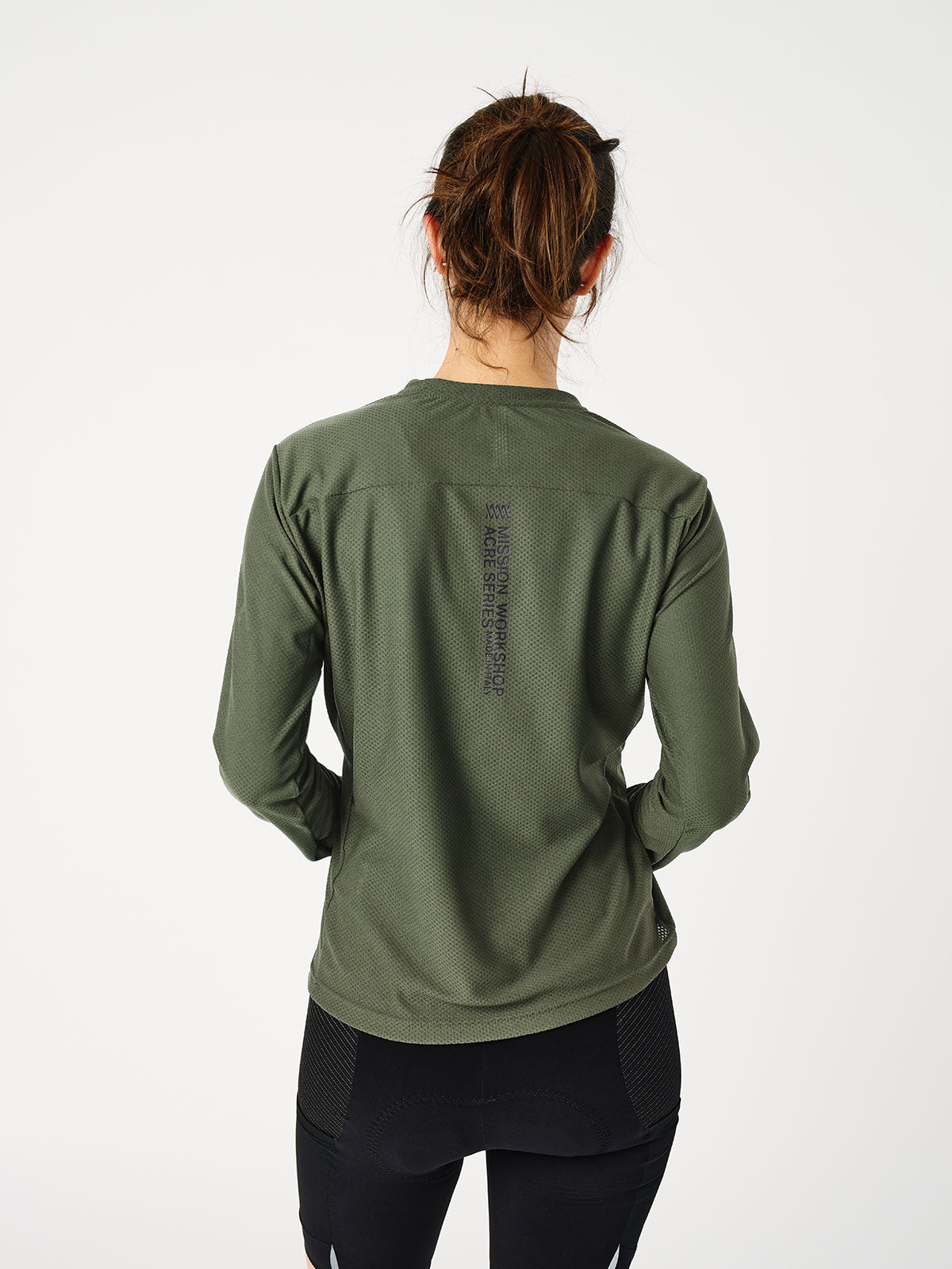 Mission Pro Tech Tee : LS Women's byMission Workshop - 耐候性バッグ&テクニカル アパレル - サンフランシスコ&ロサンゼルス - 耐久性に優れた作り - 永久保証