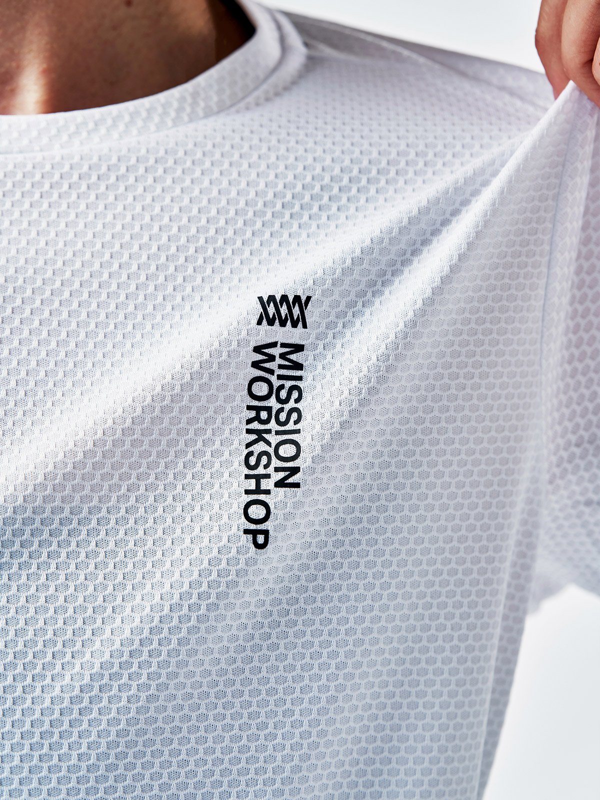 Mission Pro Tech Tee Women's byMission Workshop - 耐候性バッグ&テクニカルアパレル - サンフランシスコ&ロサンゼルス - 耐久性に優れた作り - 永久保証