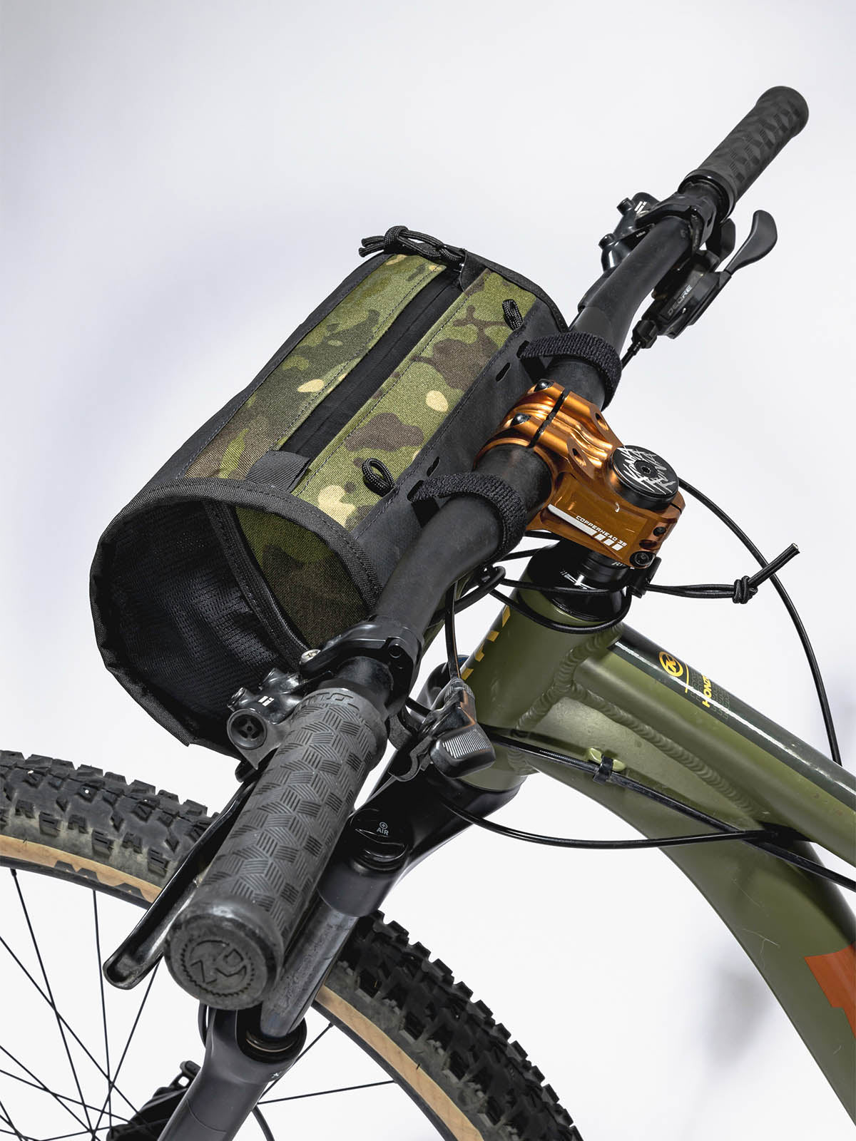 Toro Grande Handlebar Bag byMission Workshop - 耐候性バッグ&テクニカルアパレル - サンフランシスコ&ロサンゼルス - 耐久性に優れた作り - 永久保証