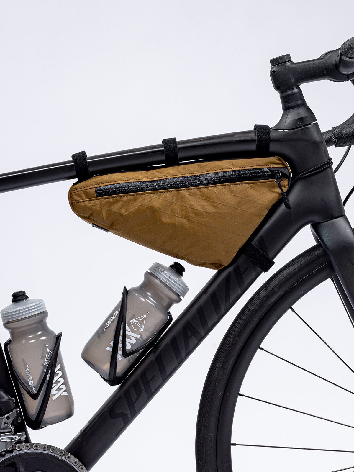 Slice Frame Bag byMission Workshop - 耐候性バッグ&テクニカルアパレル - サンフランシスコ&ロサンゼルス - 耐久性に優れたバッグ - 永久保証