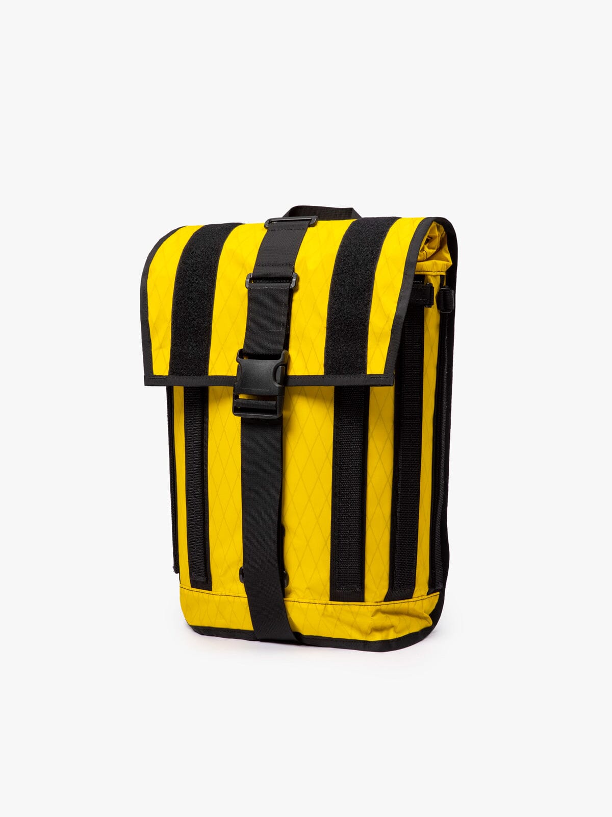 R6 Arkiv Field Pack 20L byMission Workshop - 耐候性バッグ、テクニカルアパレル - サンフランシスコ、ロサンゼルス - 耐久性に優れたバッグ - 永久保証